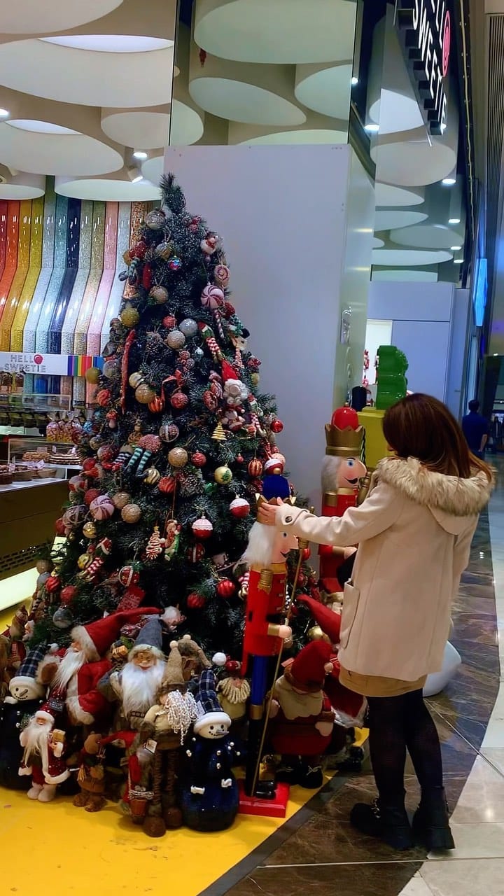 Post 4 by Rita Eshaq on Instagram (video)