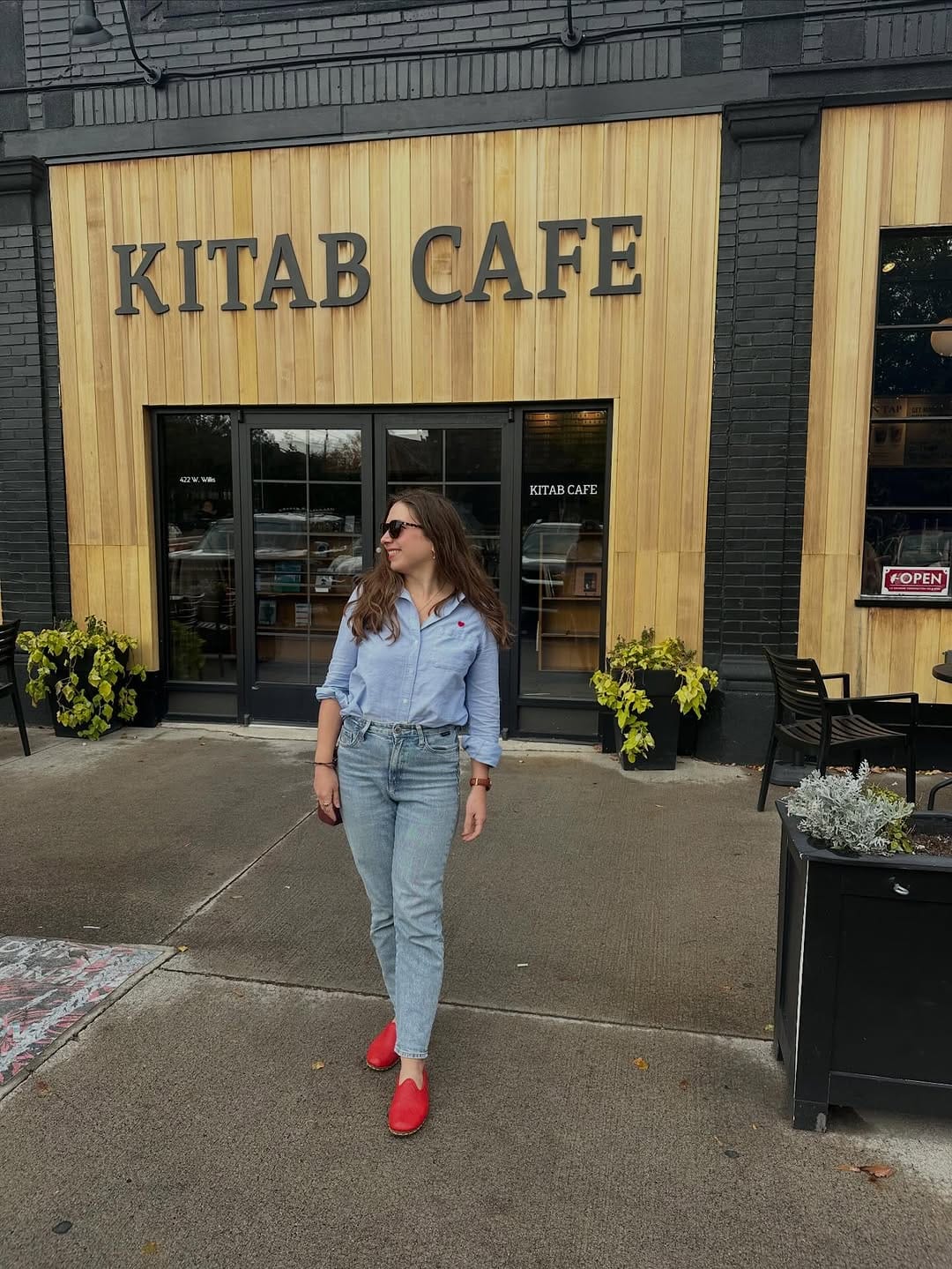 Post 2 by Jennifer Pickering -Sustainable Fashion on Instagram (image)