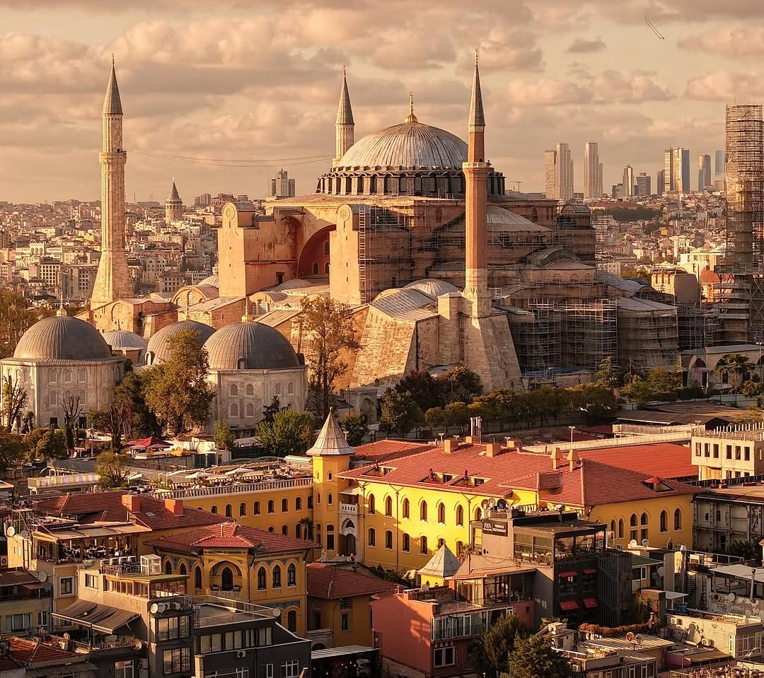 Post 8 by Four Seasons Hotel Sultanahmet on Instagram (carousel)