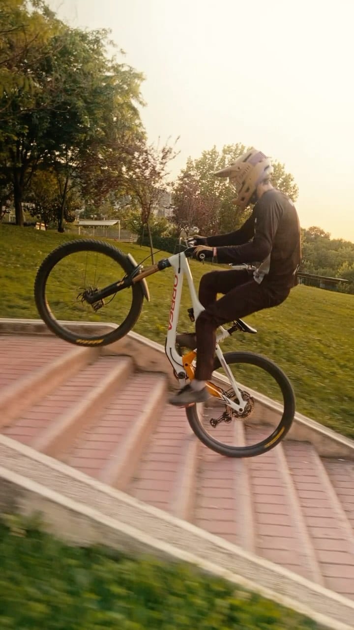 Post 9 by Emir Melik Peker on Instagram (video)
