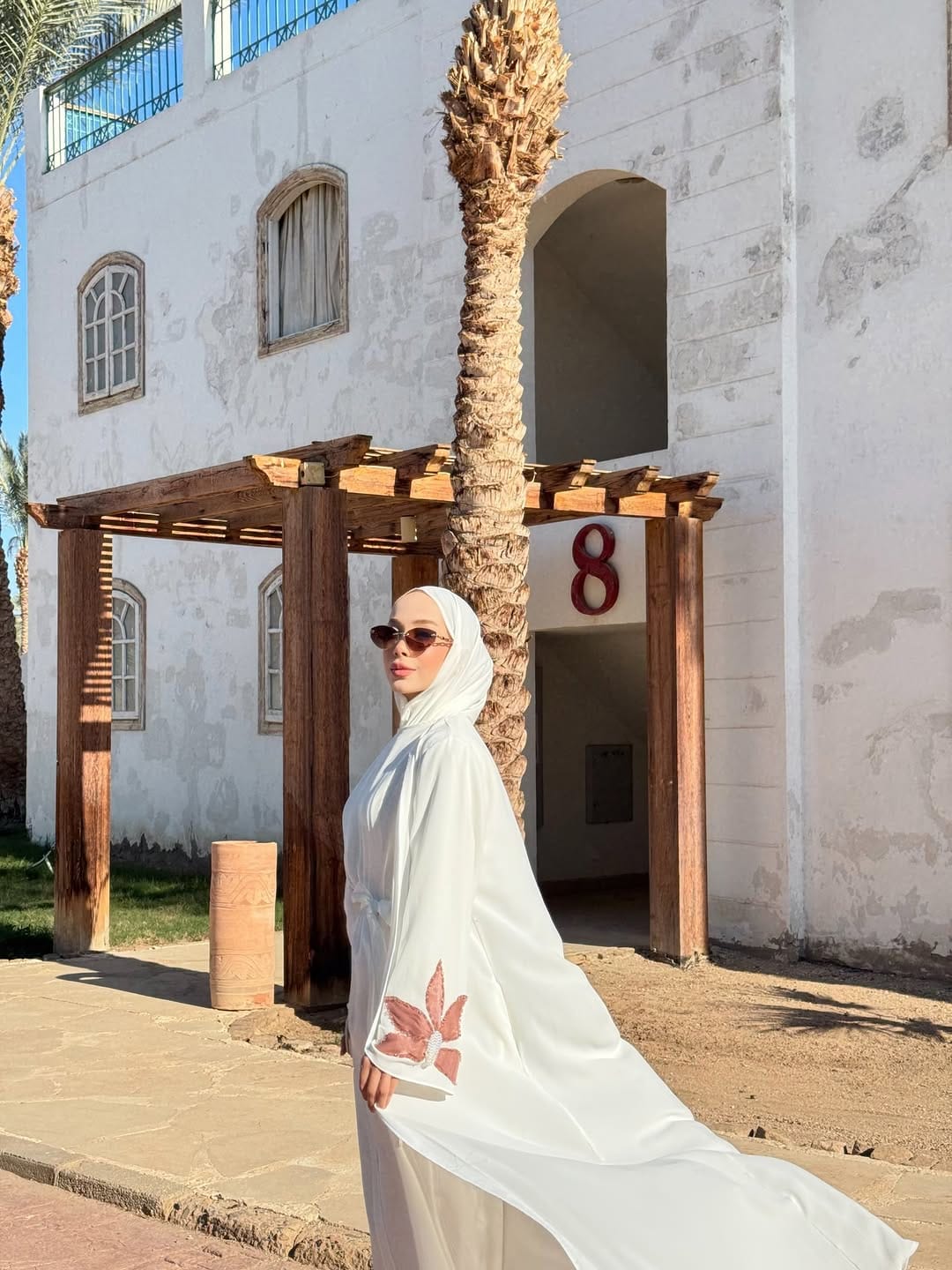 Post 1 by Zeynep Bilecen on Instagram (carousel)
