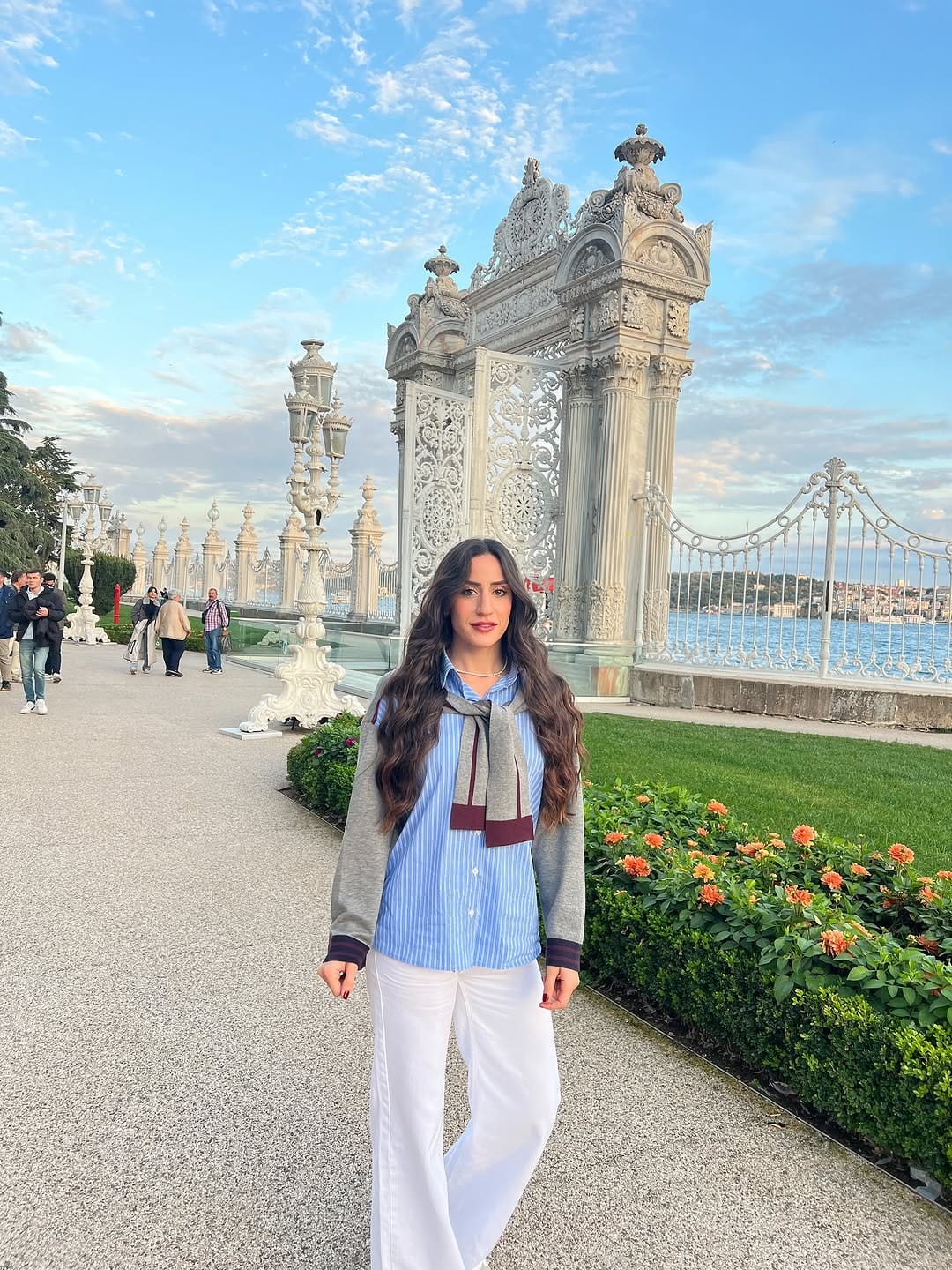 Post 6 by GİZEM ÖZER on Instagram (carousel)