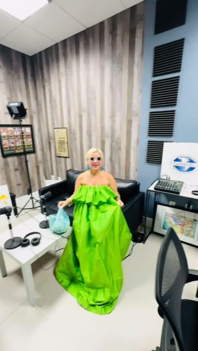 Post 6 by Nur Türkşen on Instagram (video)