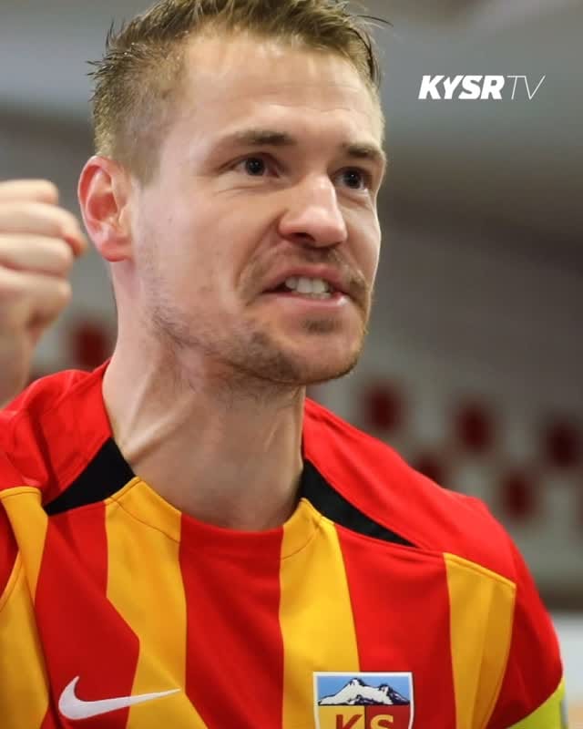 Post 2 by Dimitris Kolovetsios on Instagram (video)