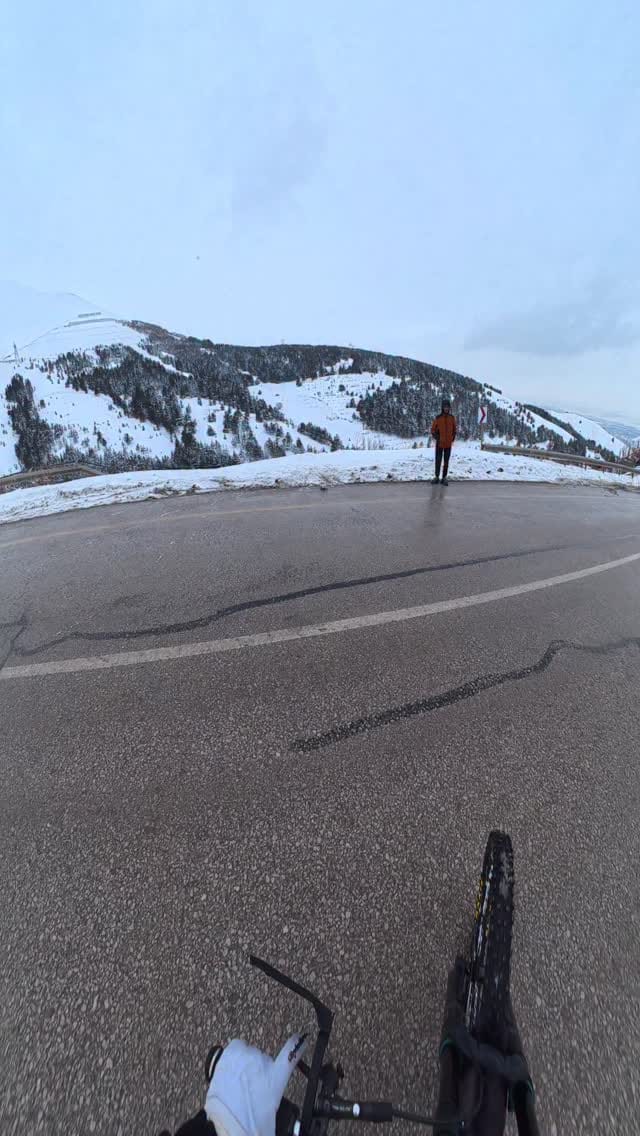 Post 3 by Kadir ibiş on Instagram (video)