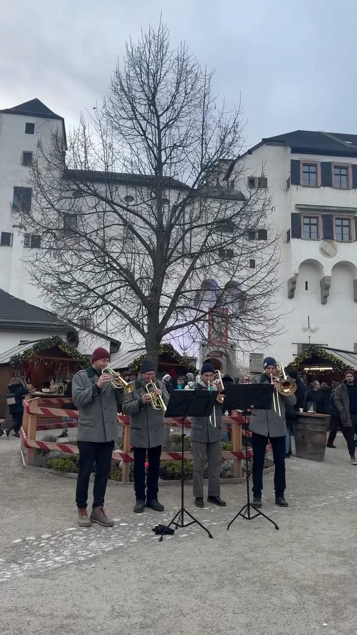 Post 4 by @garganellizn on Instagram (video)