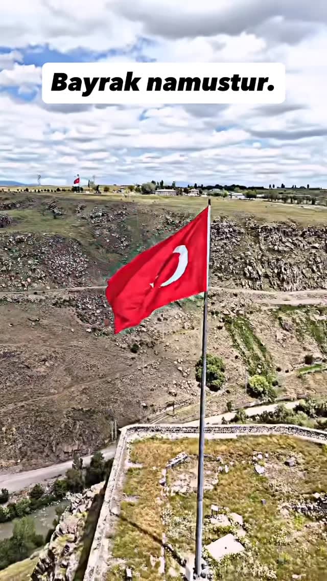 Post 1 by Celil Batuhan on Instagram (video)