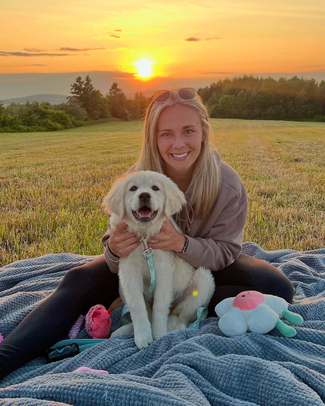 Post 10 by Emmy Fecteau🌼 on Instagram (carousel)