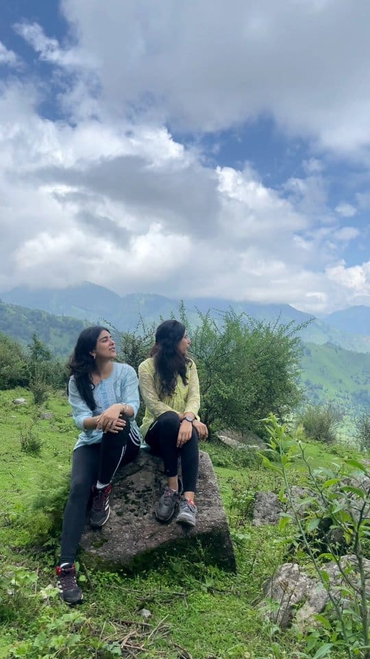 Post 8 by Aastha & Devanshi | Travel on Instagram (video)
