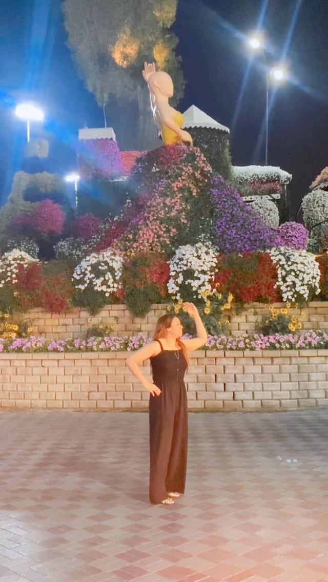 Post 1 by Himasha Dilthry on Instagram (video)