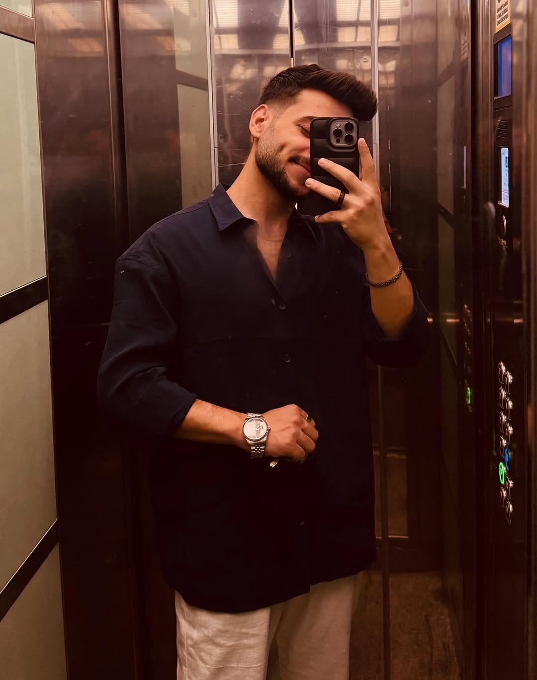 Post 8 by AHMED ALKHANI on Instagram (image)