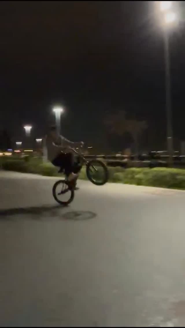 Post 5 by alperenyılmaz on Instagram (video)