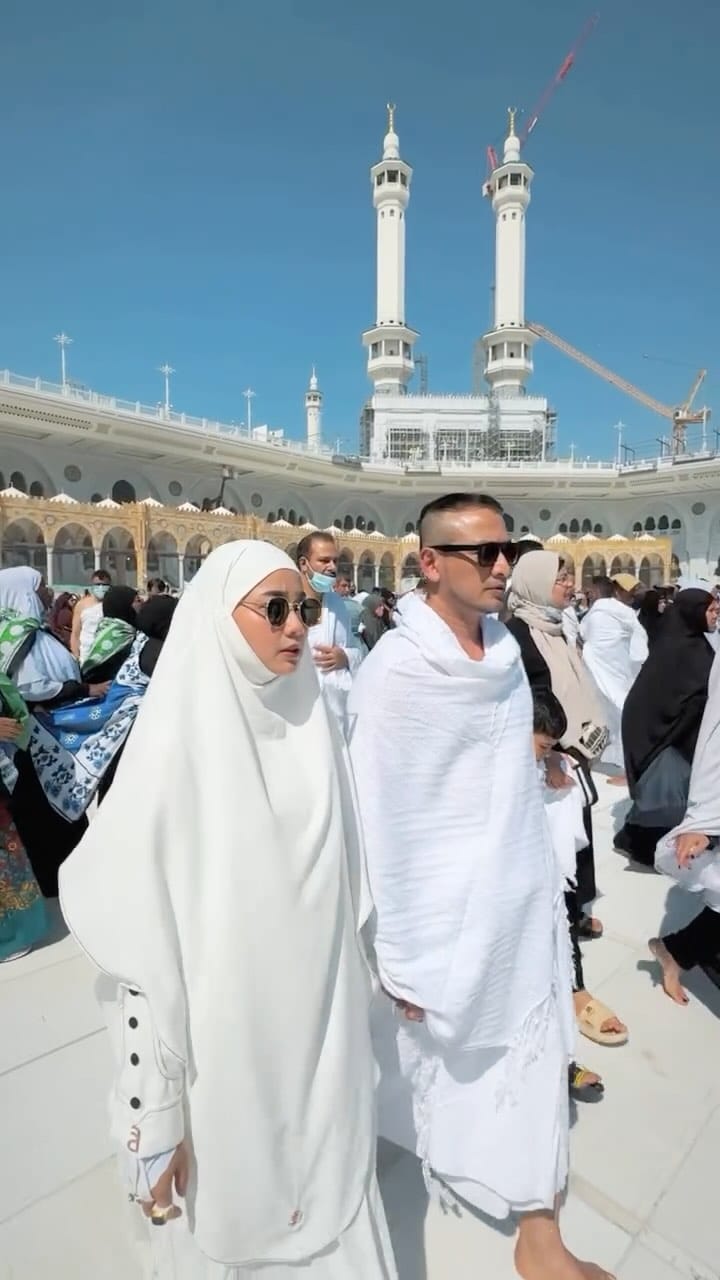 Post 8 by Mia Anggun on Instagram (video)