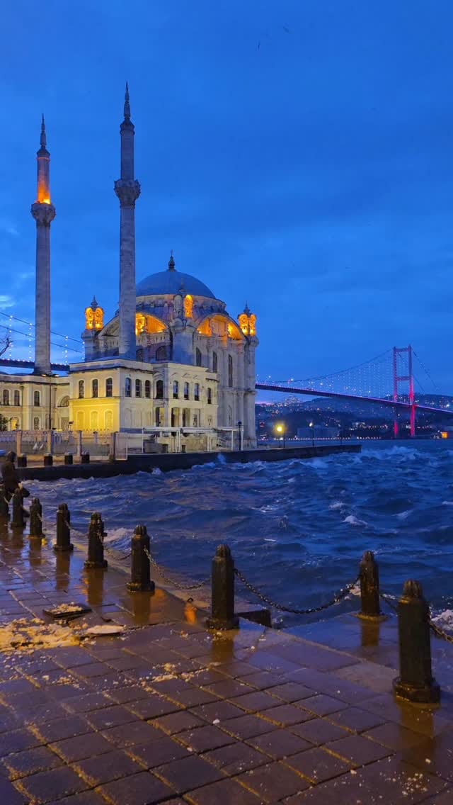 Post 3 by Mehmet Cantürk on Instagram (video)