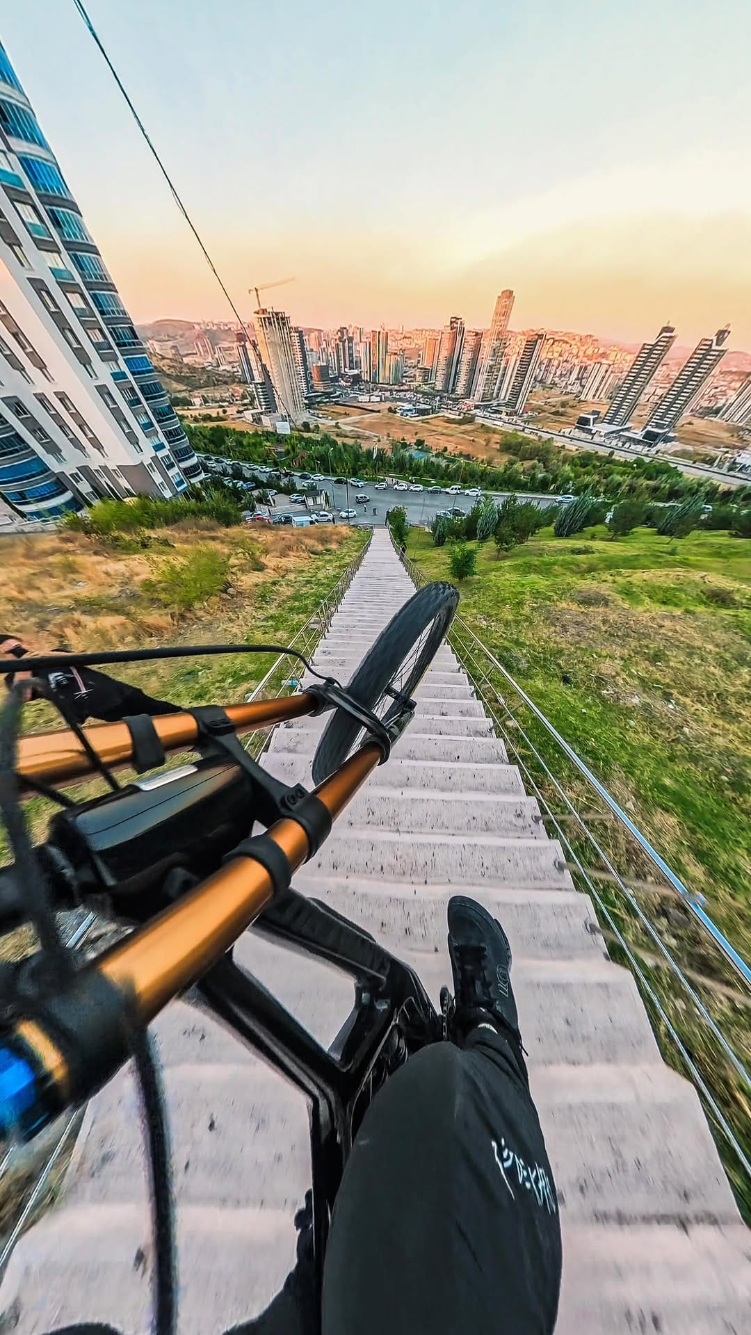 Post 10 by Burak Uzun on Instagram (video)
