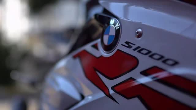 Post 2 by AHMET ÖNAL on Instagram (video)