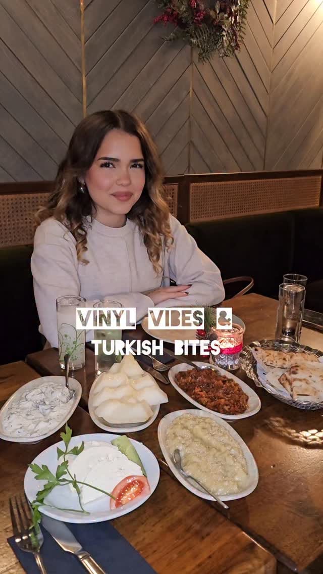 Post 8 by TravellerMom | Özlem Demir on Instagram (video)