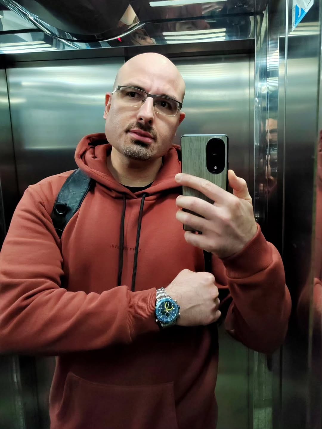 Post 1 by Deniz Emir on Instagram (image)