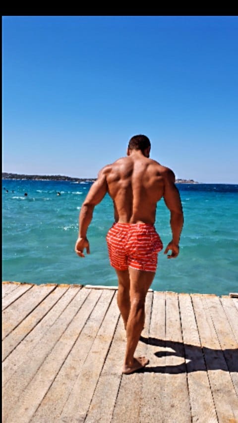 Post 8 by Ahmet Can Öztürk on Instagram (video)