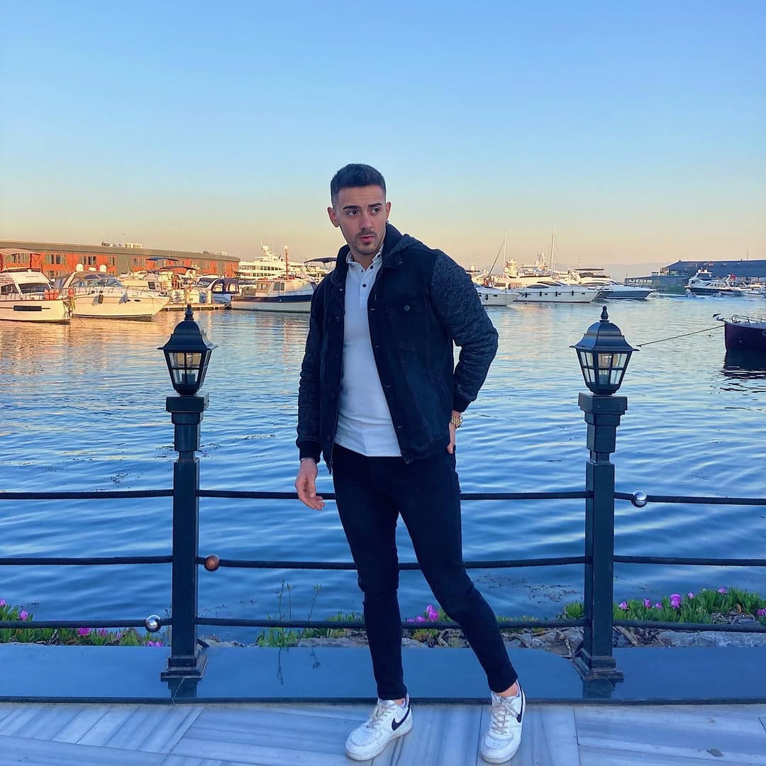 Post 7 by Doğukan Demircioğulları on Instagram (carousel)
