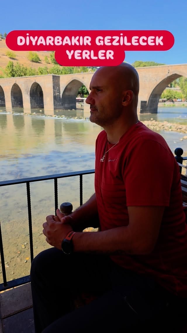 Post 4 by GEZGİN DELİ - LEVENT BİRER on Instagram (video)
