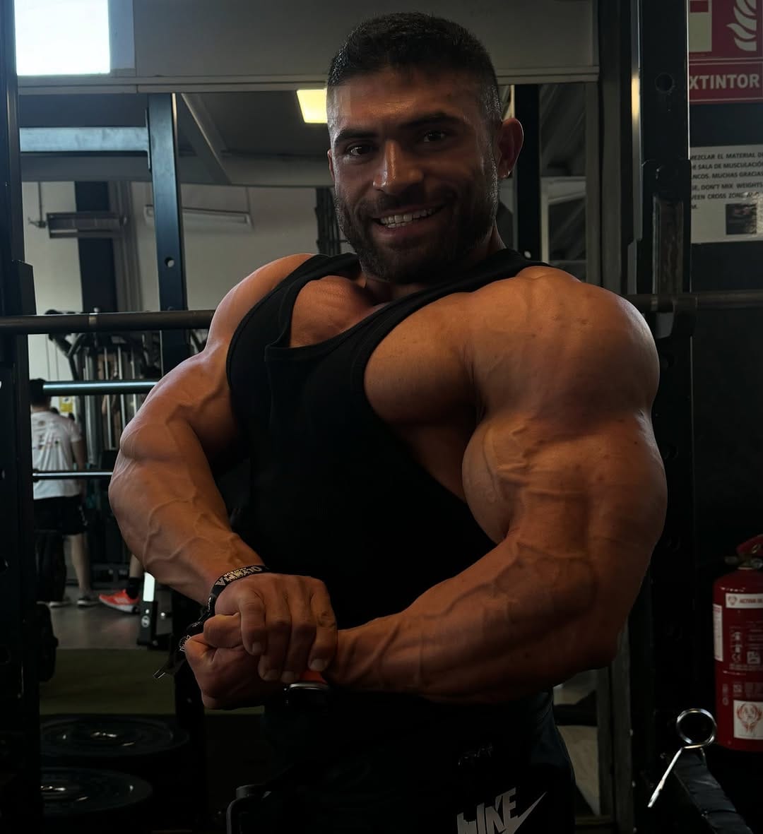 Post 2 by Halil Bakırcı IFBB PRO on Instagram (carousel)