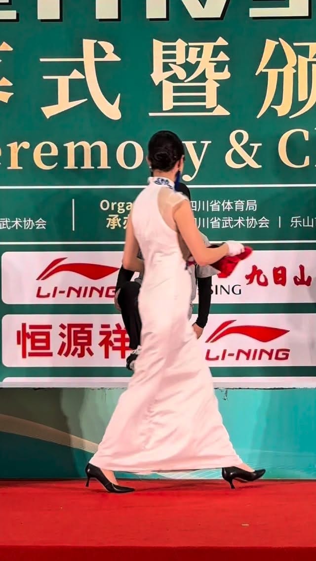 Post 2 by Zeynep Akyüz 花木兰🇹🇷🇵🇸🇨🇳 on Instagram (video)