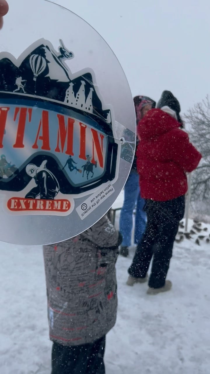 Post 7 by Vitamin Extreme on Instagram (video)