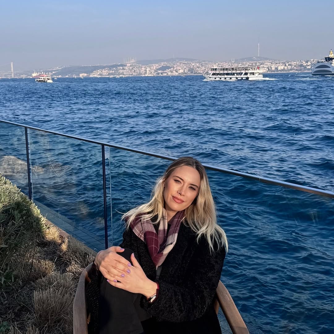 Post 7 by DERYA ÇAYIRGAN on Instagram (carousel)