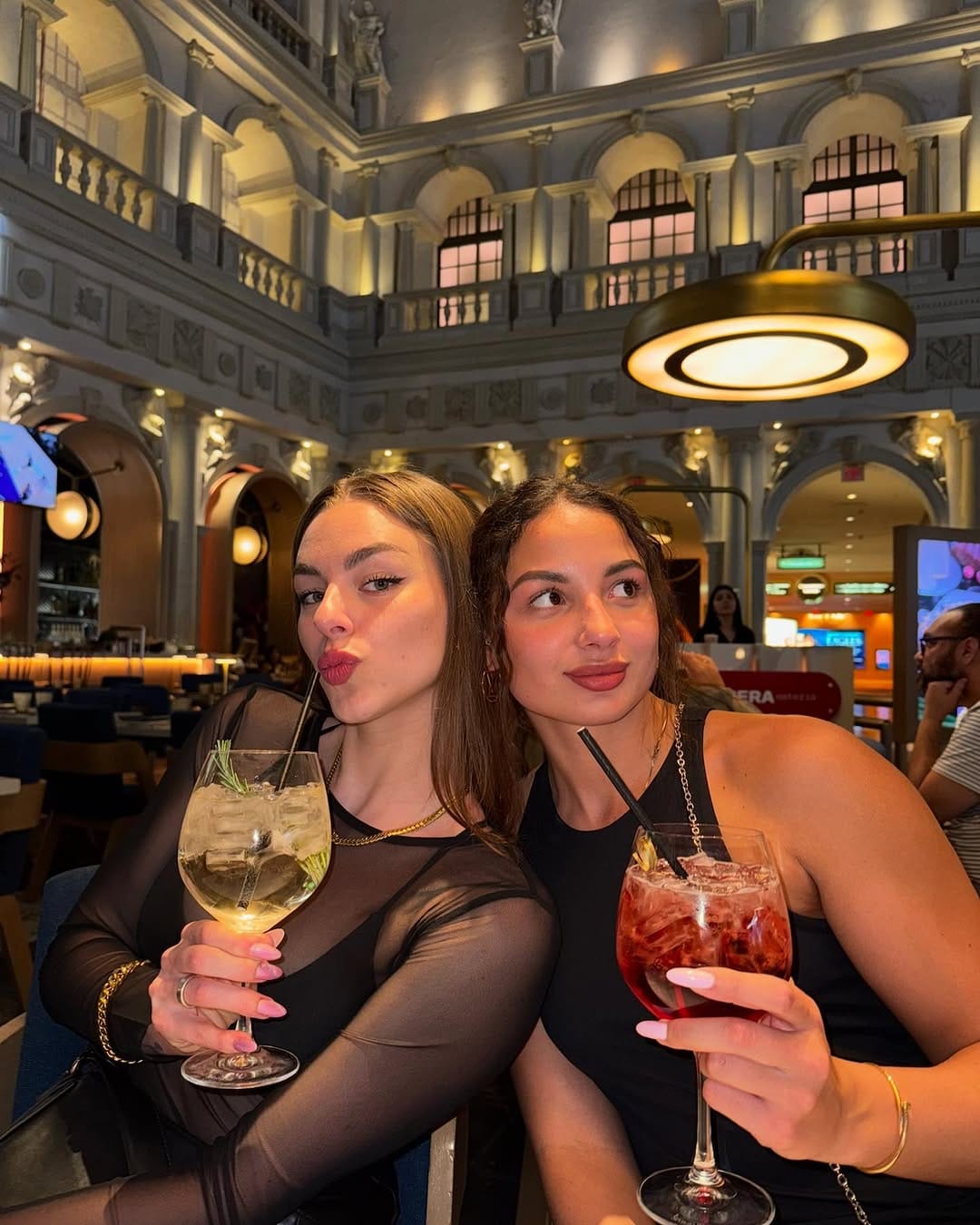Post 7 by Hannah Küchler on Instagram (carousel)