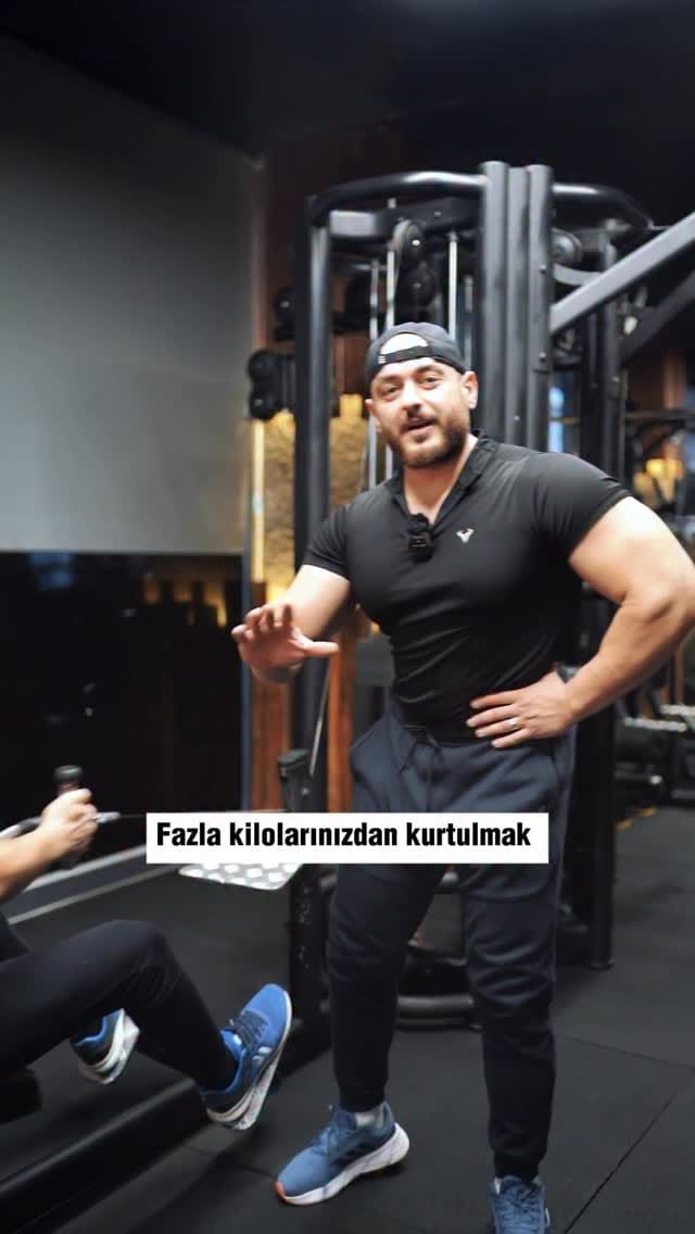 Post 4 by MUSCLE GYM on Instagram (video)