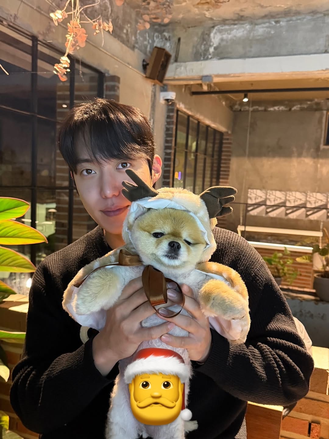 Post 3 by 원태인 on Instagram (carousel)
