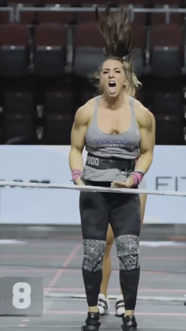 Post 9 by 𝐿𝒶𝓊𝓇𝑒𝓃 𝒮𝒽𝑒𝑒𝒽𝒶𝓃 on Instagram (video)