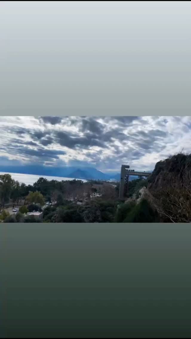Post 10 by Mazen Moumne on Instagram (video)