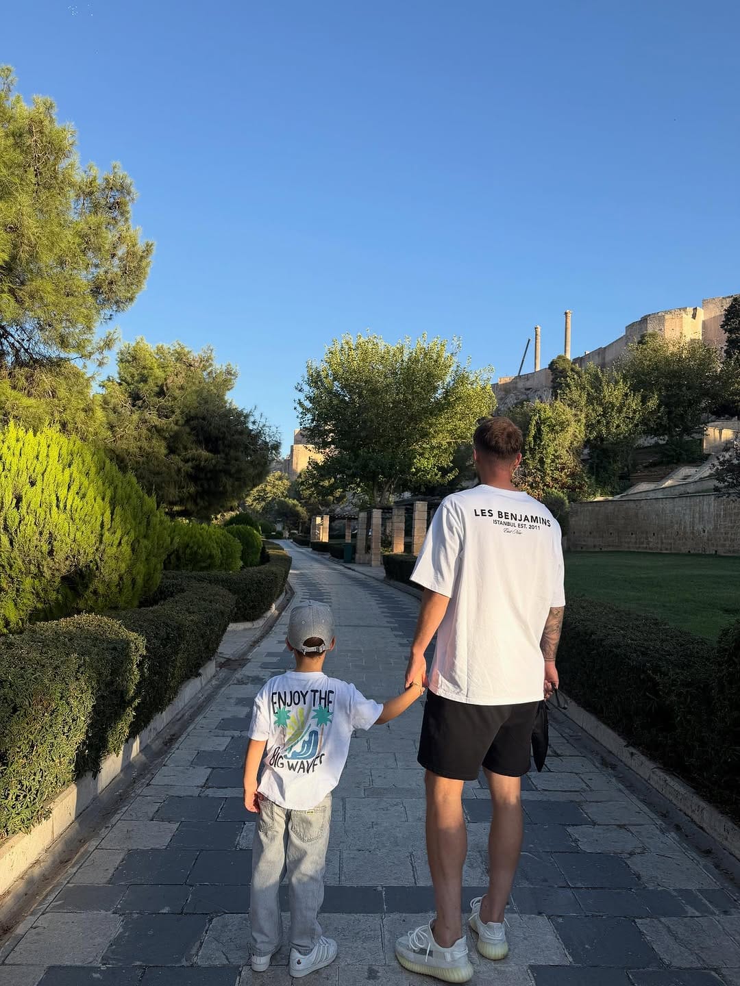 Post 5 by 𝗕𝗘𝗥𝗞 𝗨̈𝗡𝗦𝗔𝗟 on Instagram (carousel)