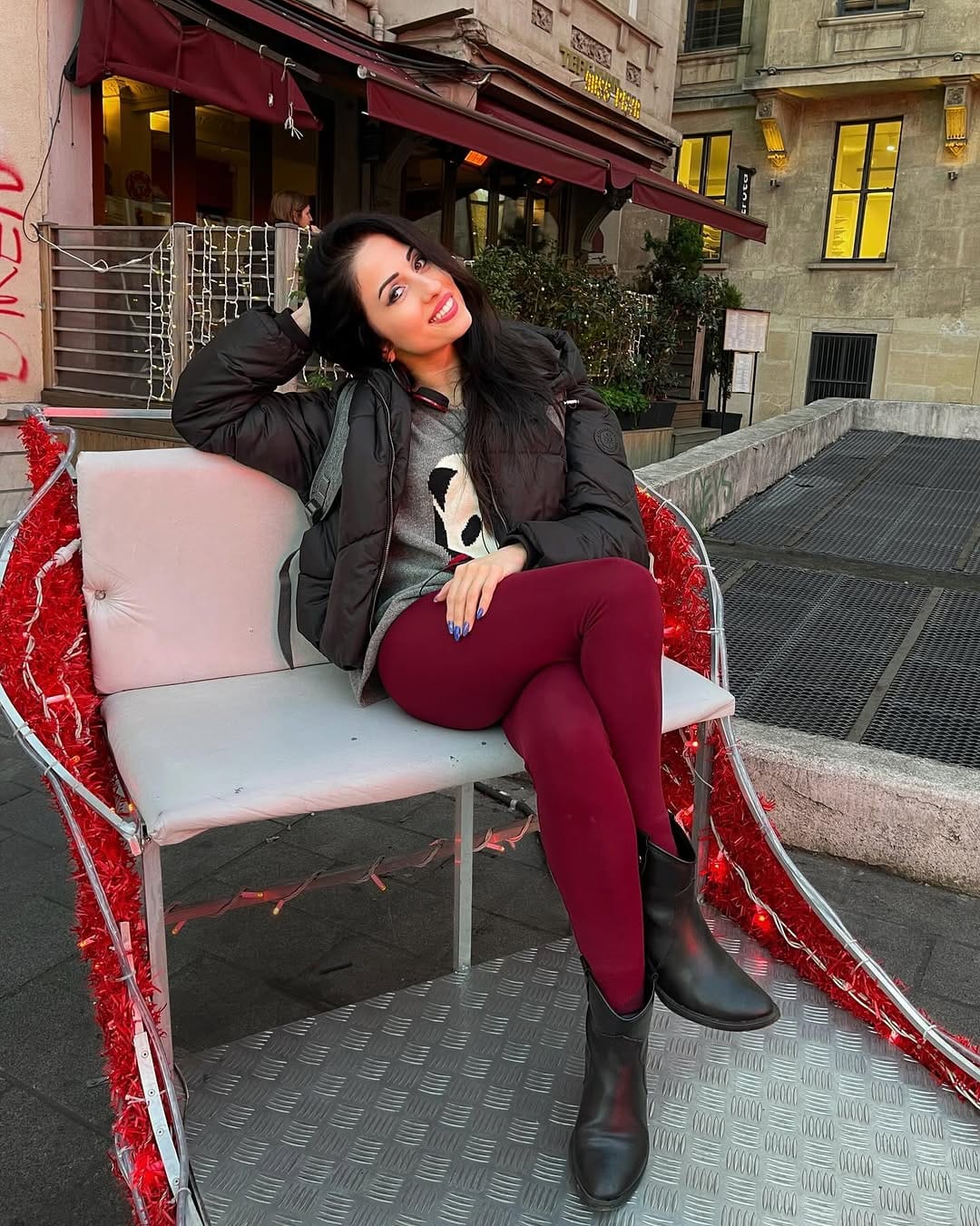 Post 5 by Mehri Agasoy on Instagram (carousel)