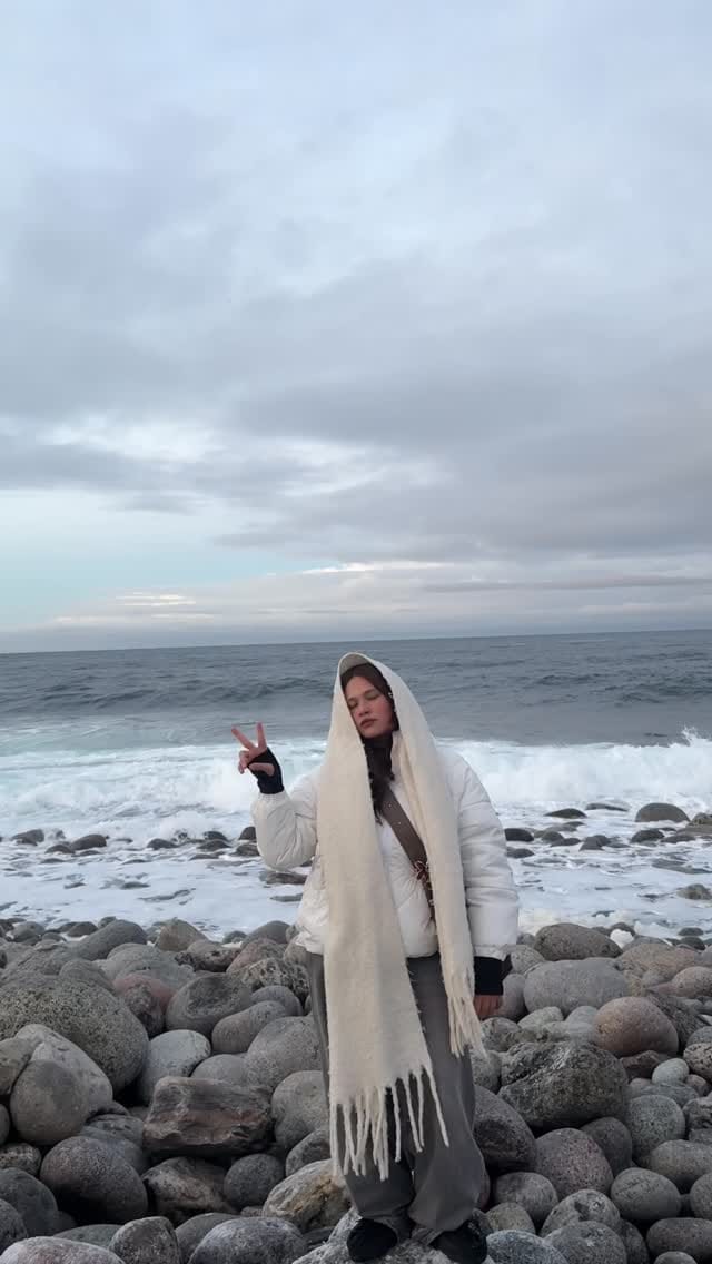 Post 6 by KEVY UNER on Instagram (video)