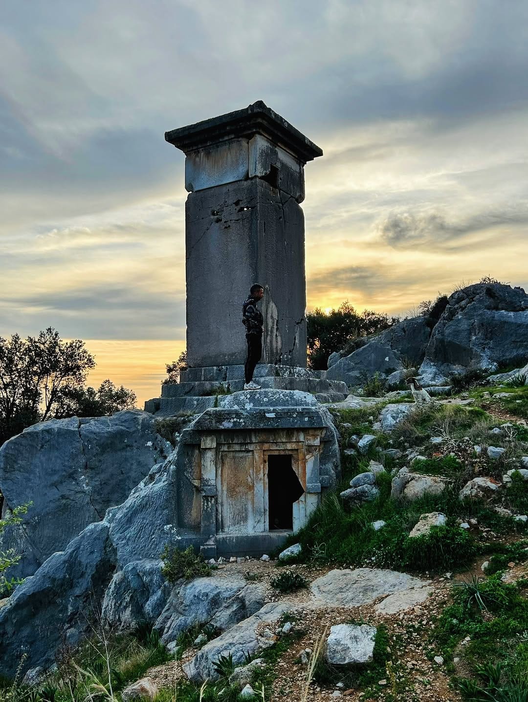 Post 8 by Mithra Travel on Instagram (image)