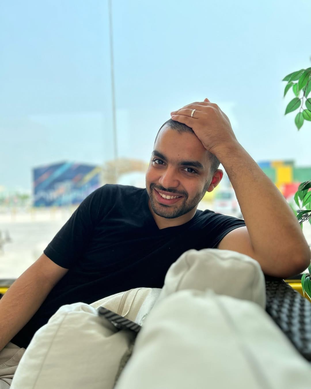 Post 10 by انس العدوي - Anas Aladwe on Instagram (carousel)