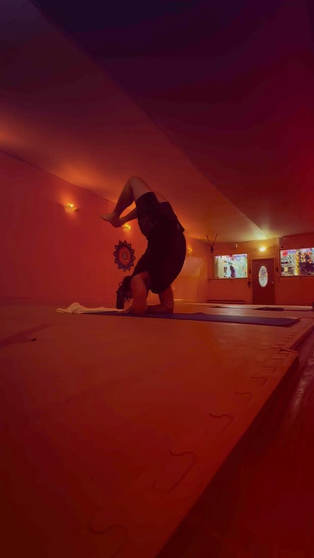 Post 7 by Jeremy Onnikian on Instagram (video)