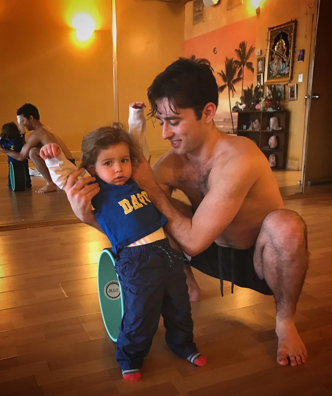 Post 9 by Jeremy Onnikian on Instagram (image)