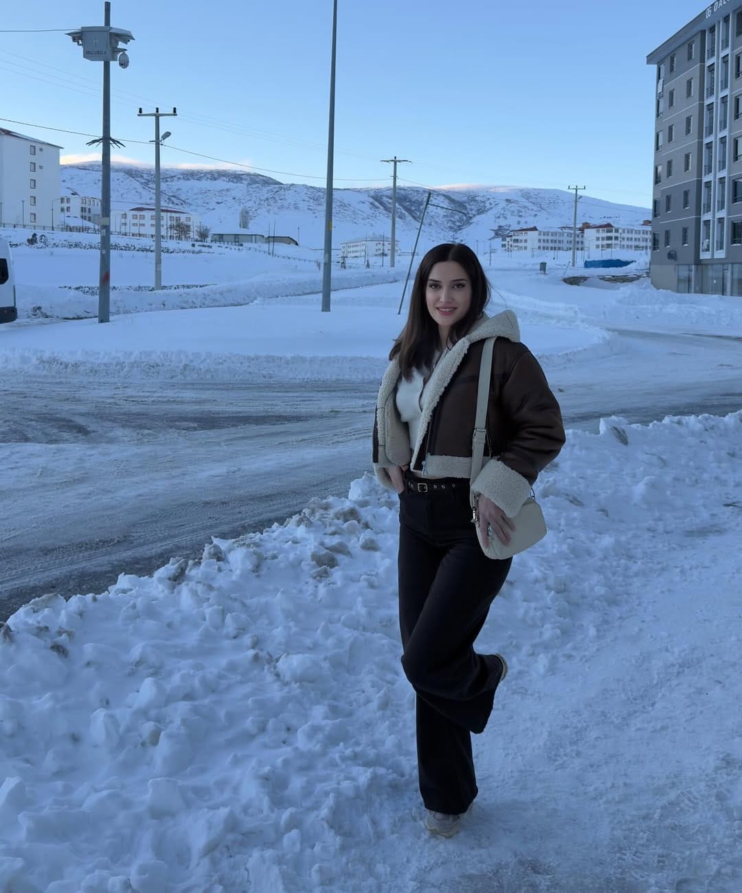 Post 3 by Fatma AKSU on Instagram (image)