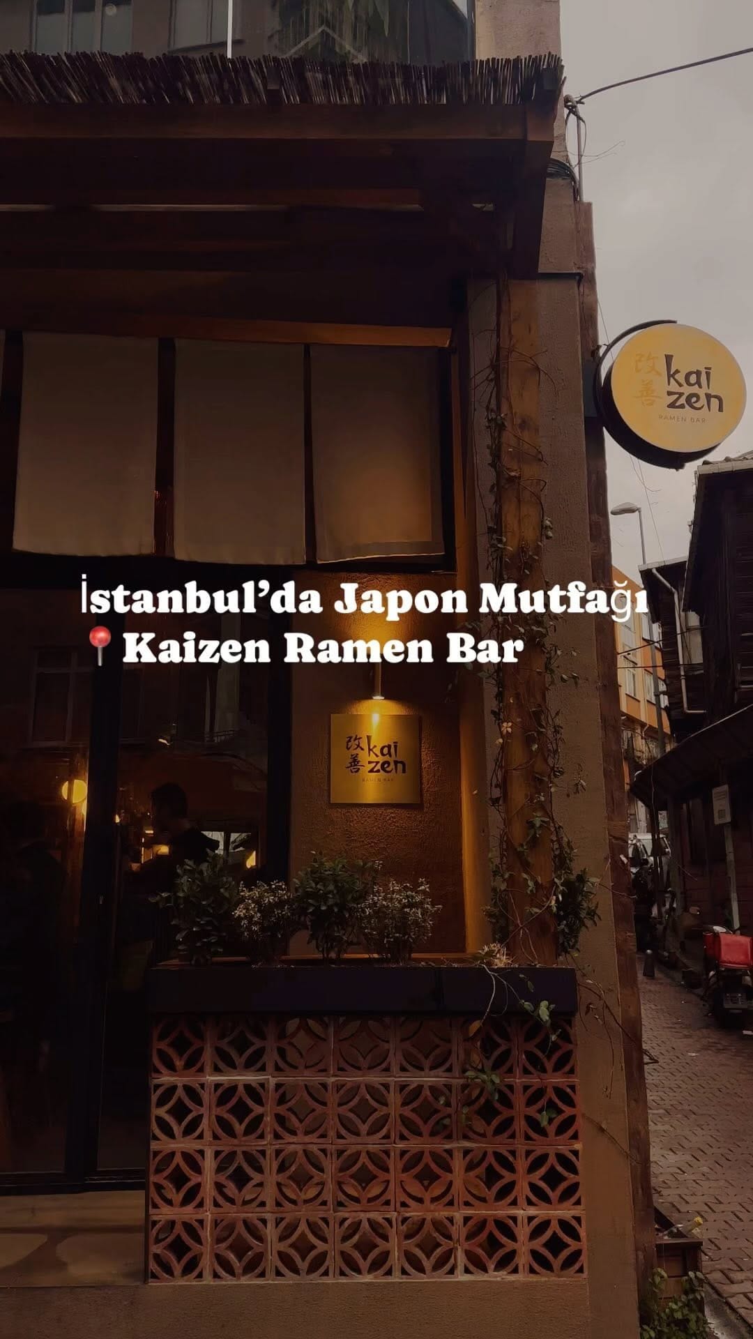 Post 8 by Cansu Eryiğit on Instagram (video)