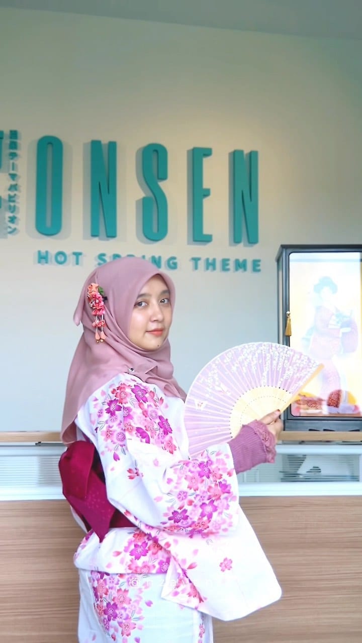 Post 10 by Zayani Zulkiffli on Instagram (video)