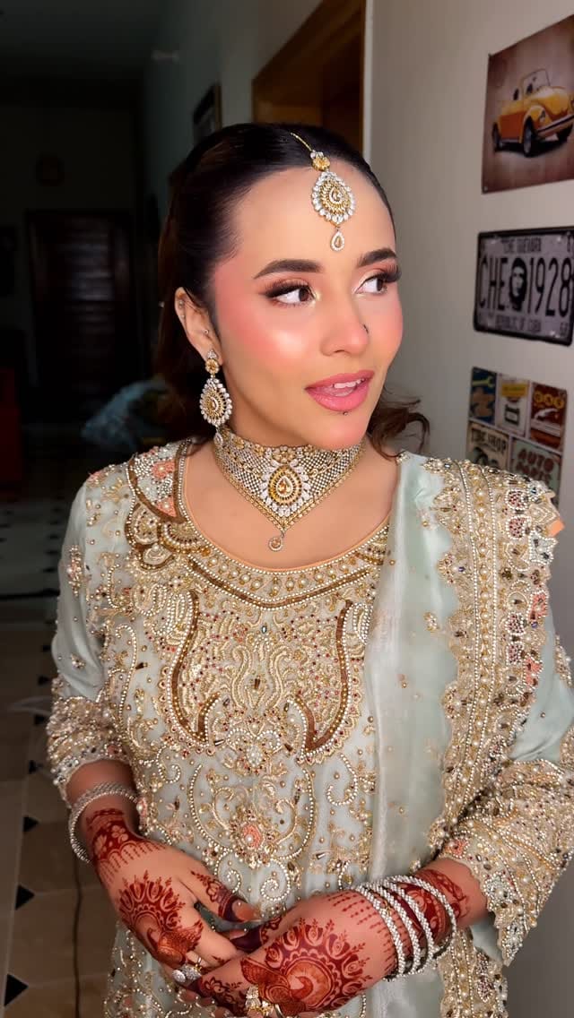 Post 7 by Maahwish Ahsan Bridal MUA + Hair Colourist on Instagram (video)