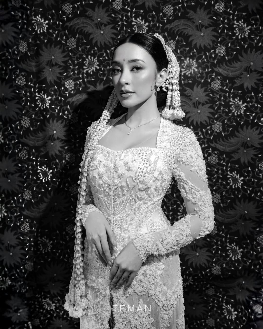 Post 7 by Berawal Dari Teman on Instagram (carousel)