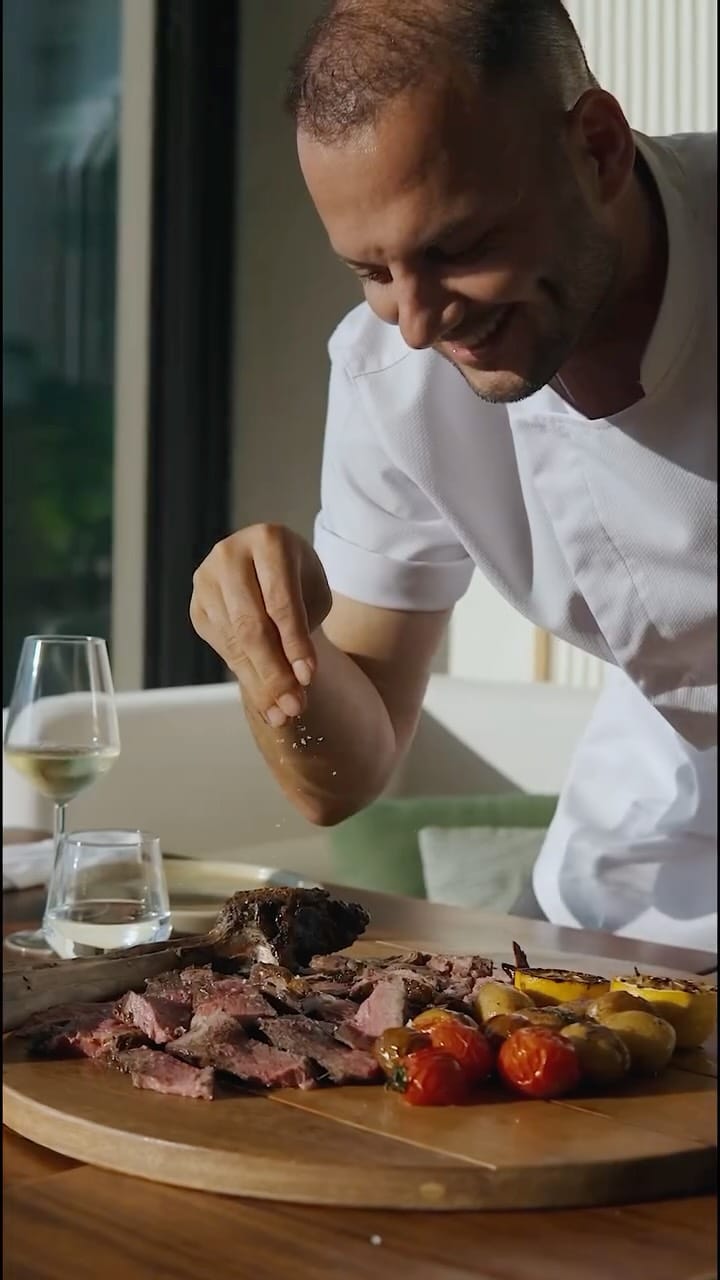 Post 9 by Aziz Tanrikulu on Instagram (video)