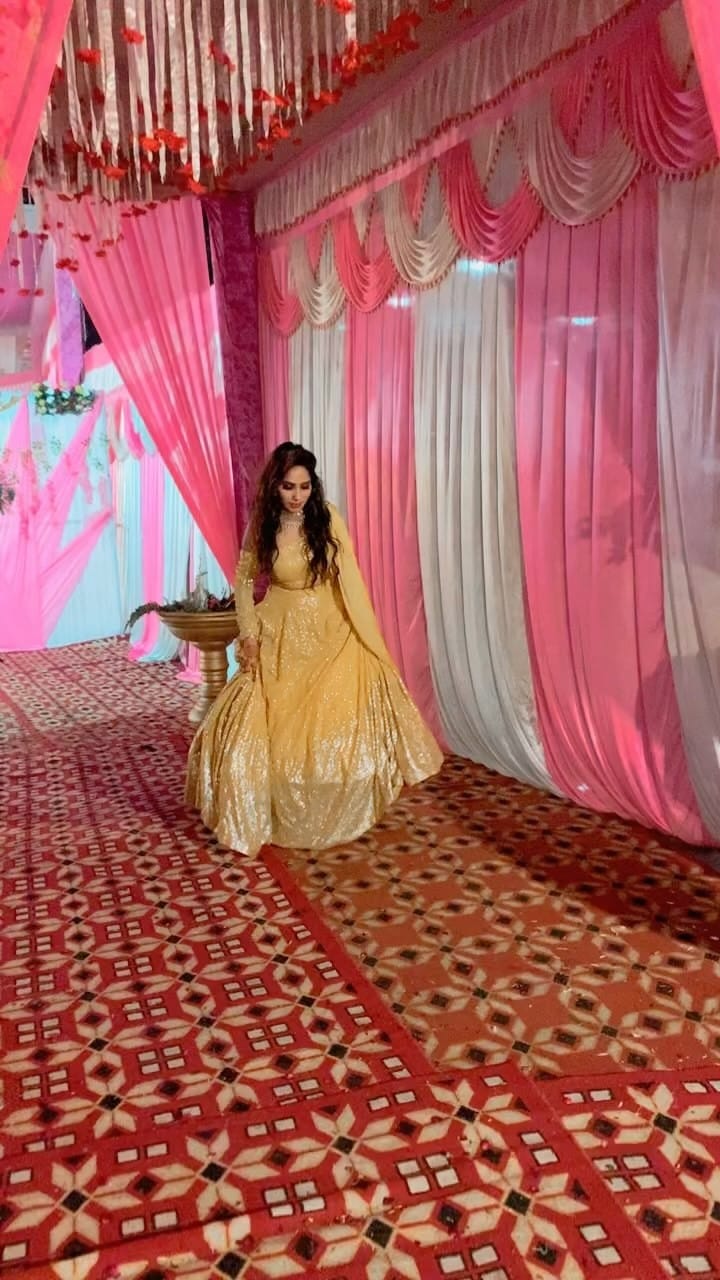 Post 8 by Neelam Sharma on Instagram (video)