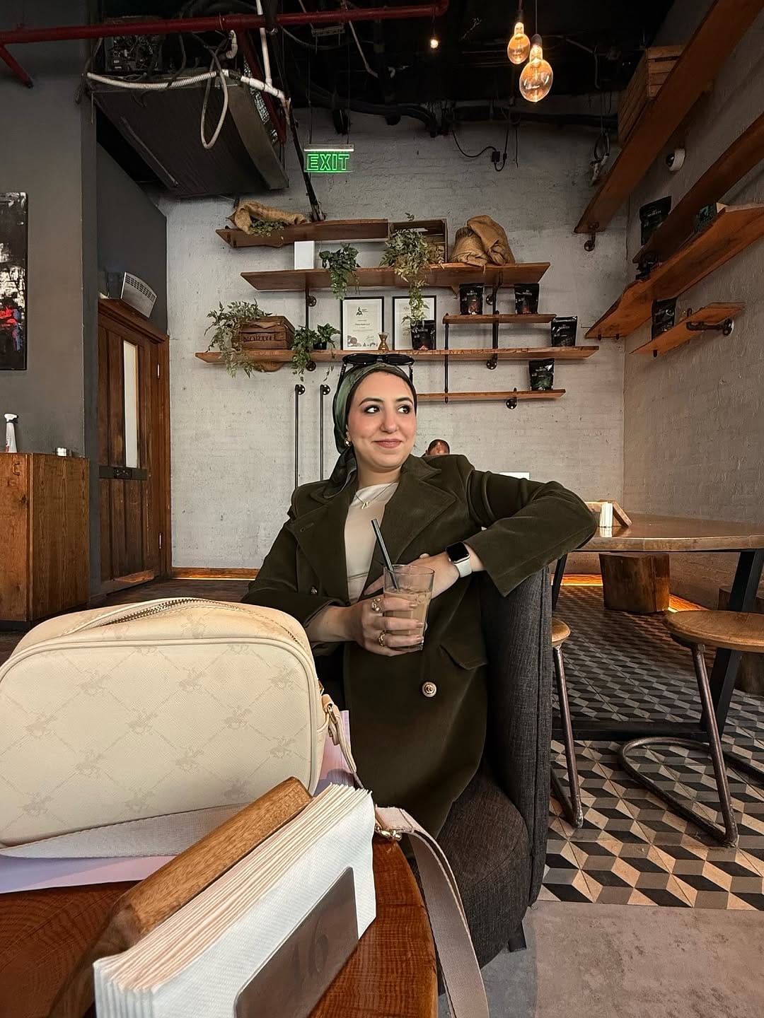 Post 6 by E N J Y  T A R E K | انجي طارق on Instagram (carousel)