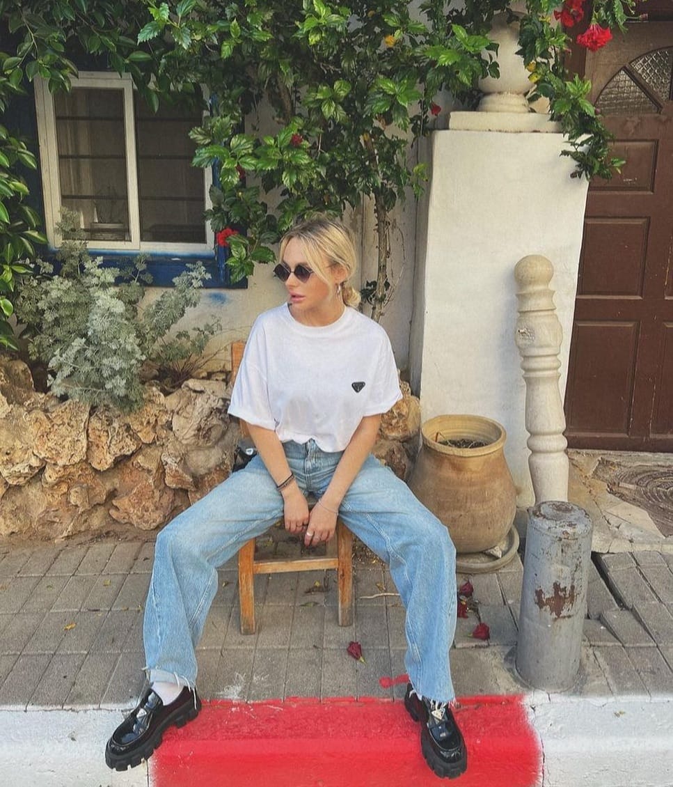 Post 3 by Eda Şen on Instagram (image)